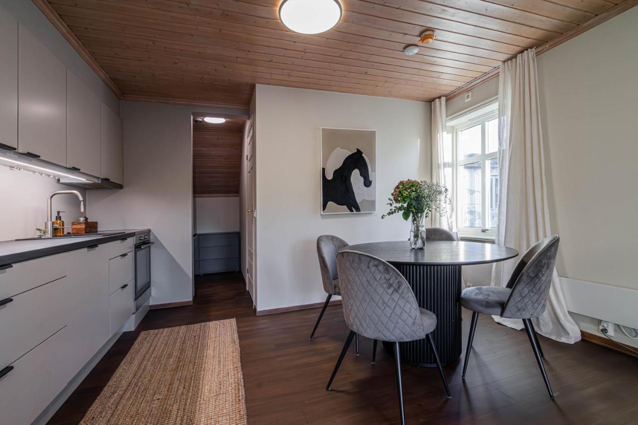 Charming And Bright Apartment In Alesund City Esterno foto